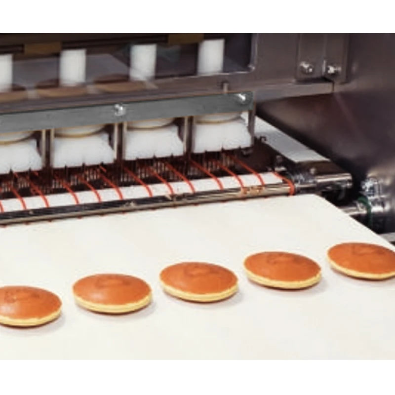 2000PCS/H Industrial Sandwich Cake Japanese Dorayaki Machine Pancake Production Line Factory Direct Sales